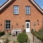 Obst- Und Weingut Ingenhof 公寓