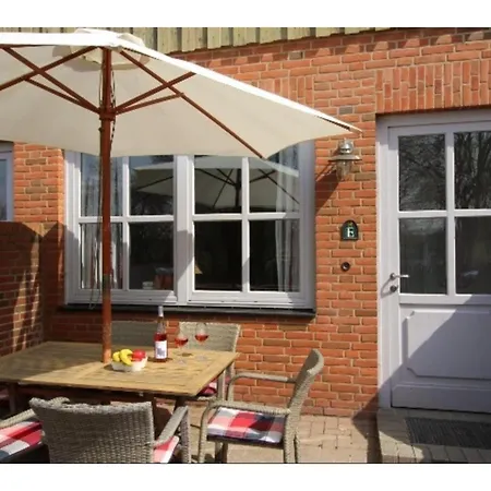 Obst- Und Weingut Ingenhof Apartamento Malente