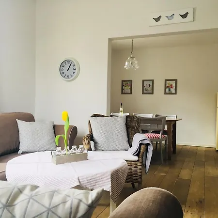 Obst- Und Weingut Ingenhof Apartment Malente